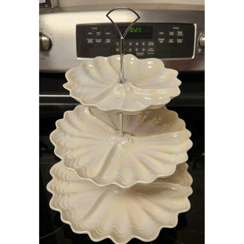 Vintage Maddux Of California Opalescent Cream & Silver 3 Tier Serving Tray READ